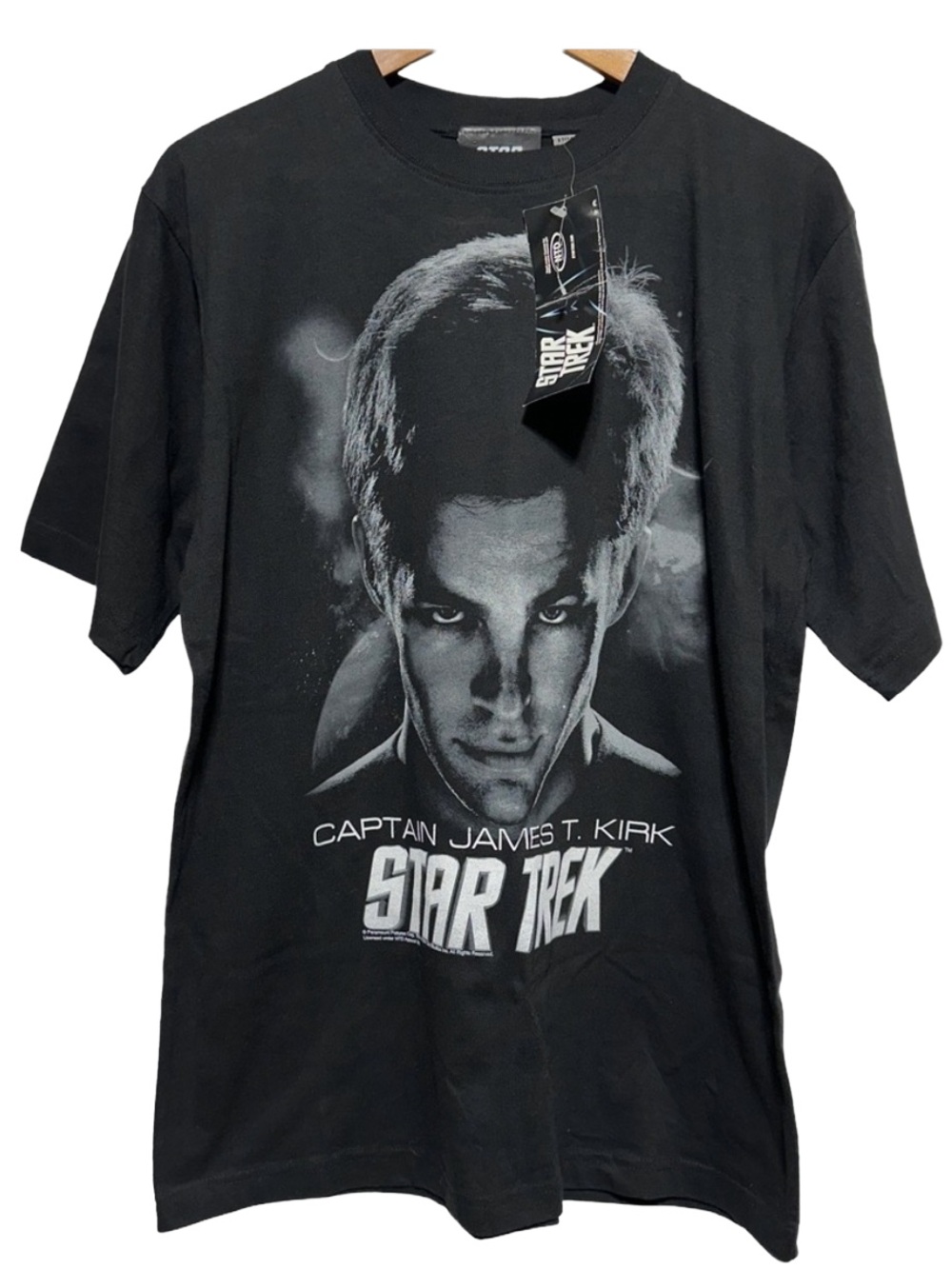 STAR TREK Captain Kirk Graphic Tee Sci Fi Movie Fandom Nerdcore Black M NWT